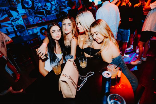 Clubbing Christmas Gold Coast Wicked Nightlife Tours